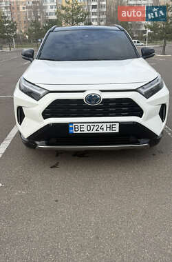 Внедорожник / Кроссовер Toyota RAV4 2022 в Николаеве