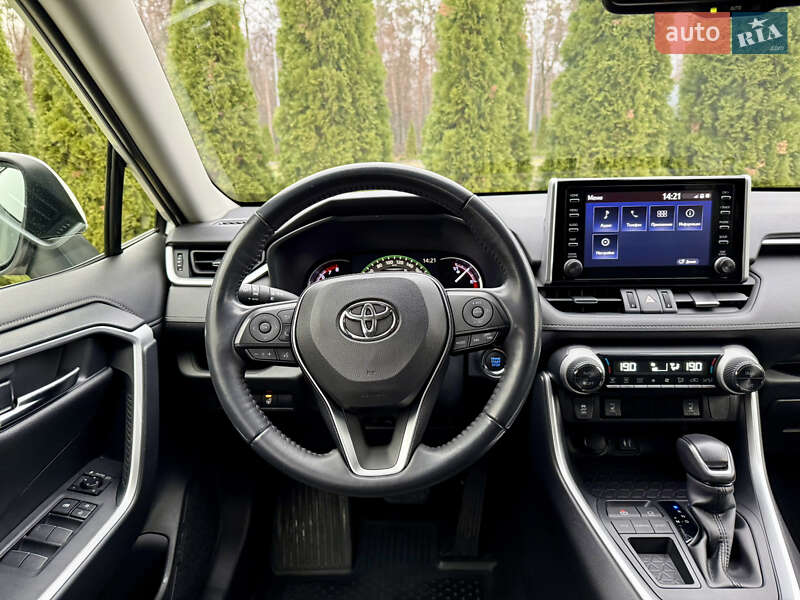 Внедорожник / Кроссовер Toyota RAV4 2019 в Харькове фото 9 Внедорожник / Кроссовер Toyota RAV4 2019 в Харькове