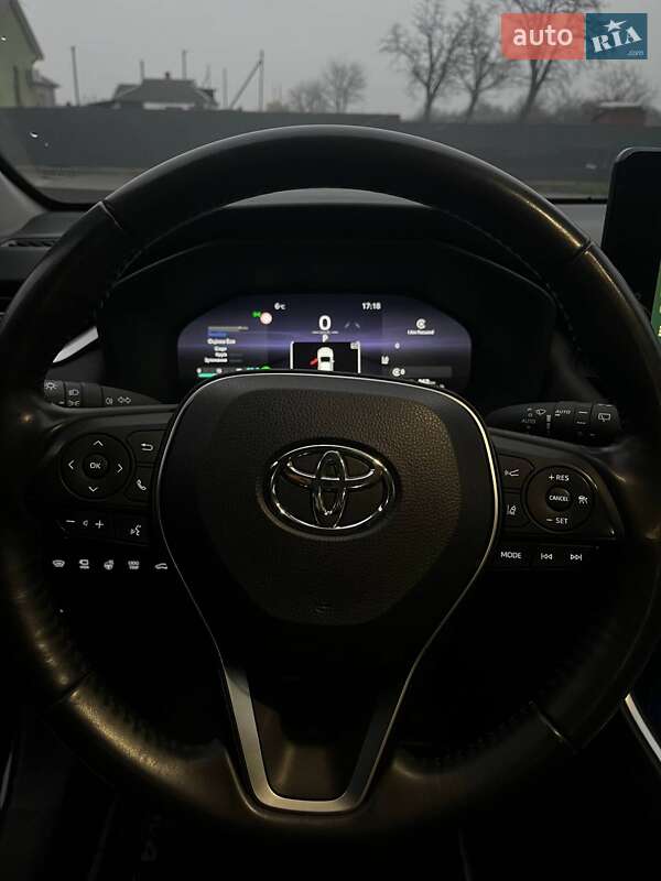 Внедорожник / Кроссовер Toyota RAV4 2024 в Первомайске