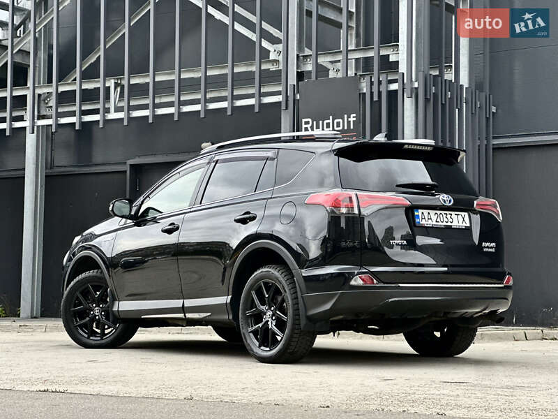Внедорожник / Кроссовер Toyota RAV4 2018 в Киеве фото 9 Внедорожник / Кроссовер Toyota RAV4 2018 в Киеве