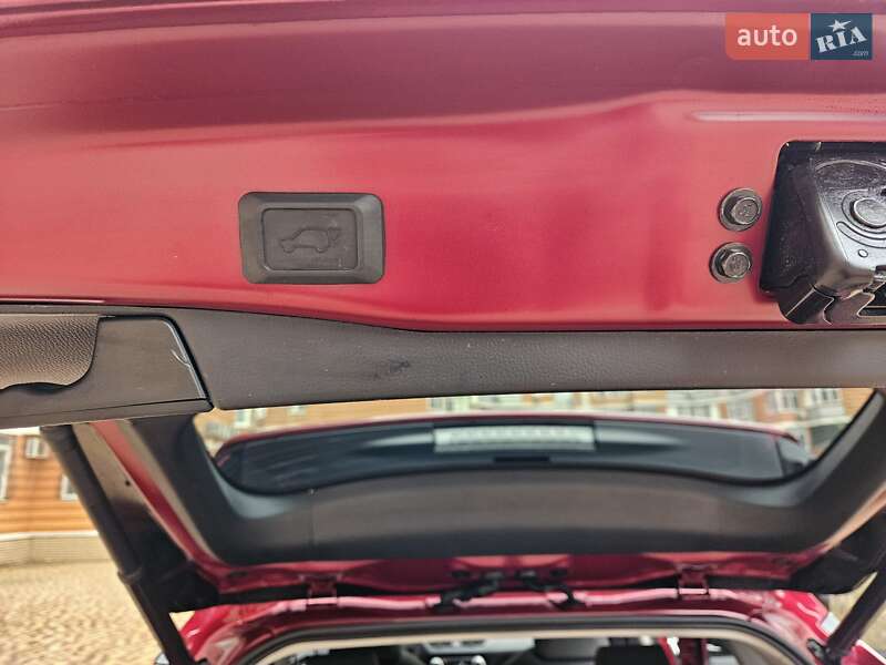 Внедорожник / Кроссовер Toyota RAV4 2021 в Одессе