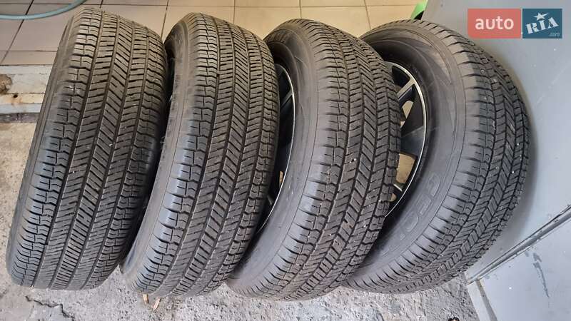 Внедорожник / Кроссовер Toyota RAV4 2017 в Харькове фото 24 Внедорожник / Кроссовер Toyota RAV4 2017 в Харькове