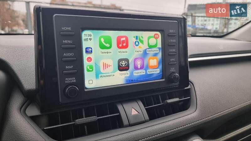 Внедорожник / Кроссовер Toyota RAV4 2018 в Киеве