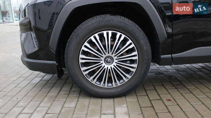 Внедорожник / Кроссовер Toyota RAV4 2019 в Черкассах