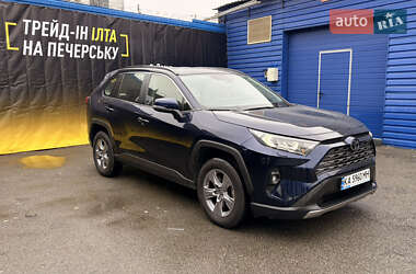 Внедорожник / Кроссовер Toyota RAV4 2023 в Киеве