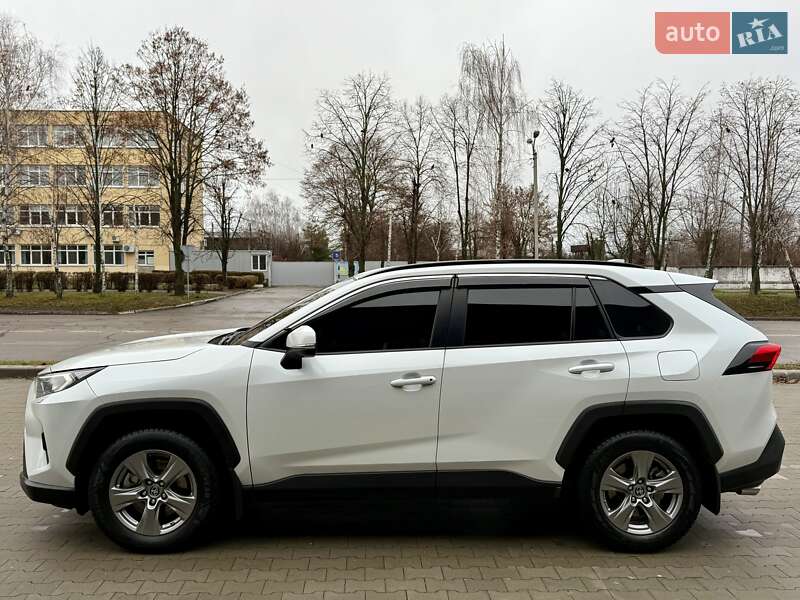 Внедорожник / Кроссовер Toyota RAV4 2023 в Белой Церкви фото 16 Внедорожник / Кроссовер Toyota RAV4 2023 в Белой Церкви