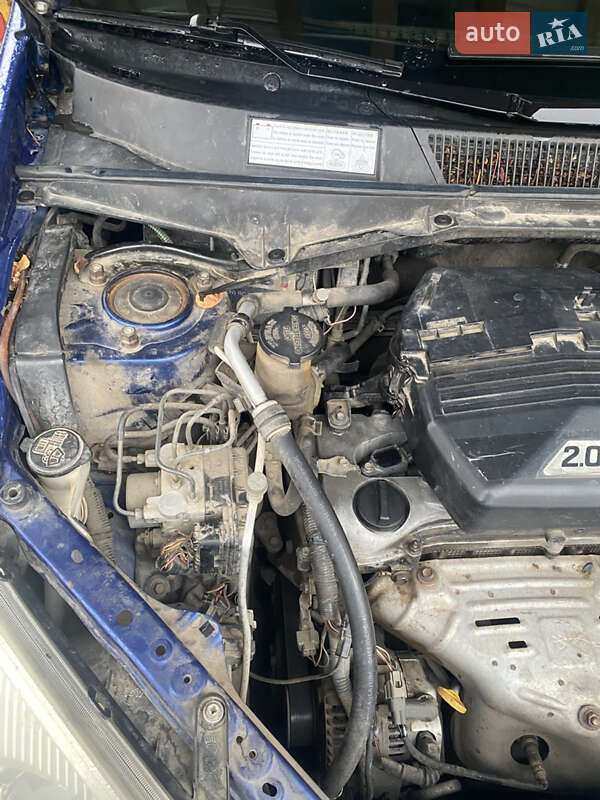 Позашляховик / Кросовер Toyota RAV4 2000 в Ладижині