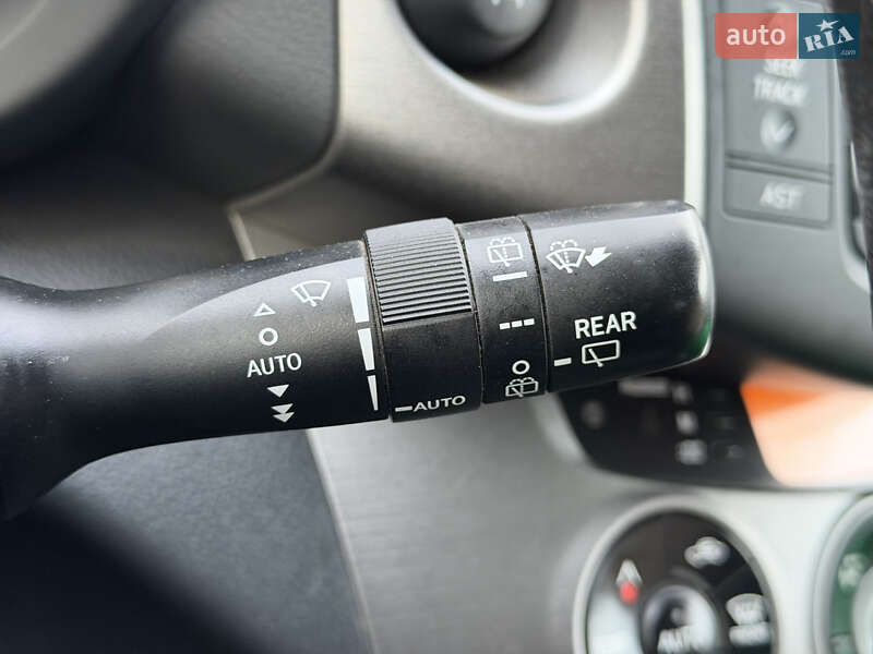 Внедорожник / Кроссовер Toyota RAV4 2011 в Одессе