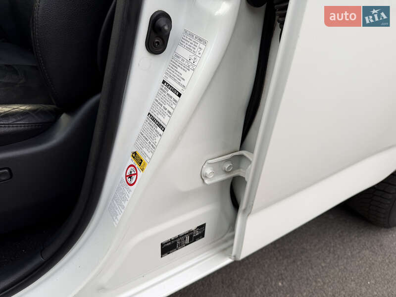 Внедорожник / Кроссовер Toyota RAV4 2011 в Одессе