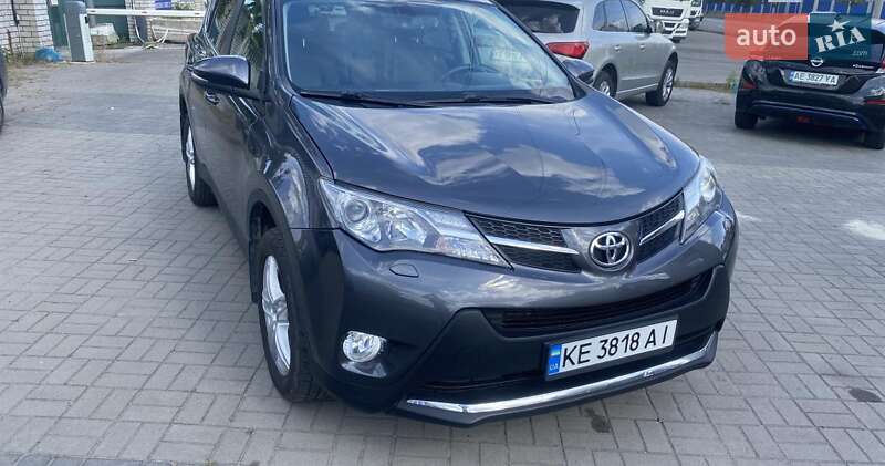 Позашляховик / Кросовер Toyota RAV4 2014 в Дніпрі