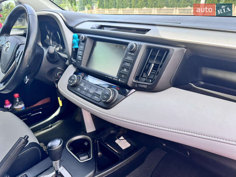 Внедорожник / Кроссовер Toyota RAV4 2016 в Виннице фото 13 Внедорожник / Кроссовер Toyota RAV4 2016 в Виннице