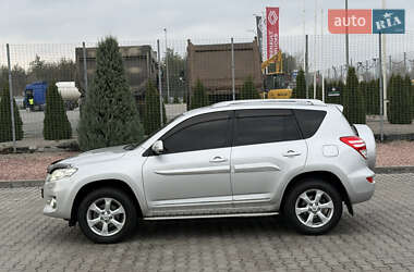 Внедорожник / Кроссовер Toyota RAV4 2011 в Геронимовка