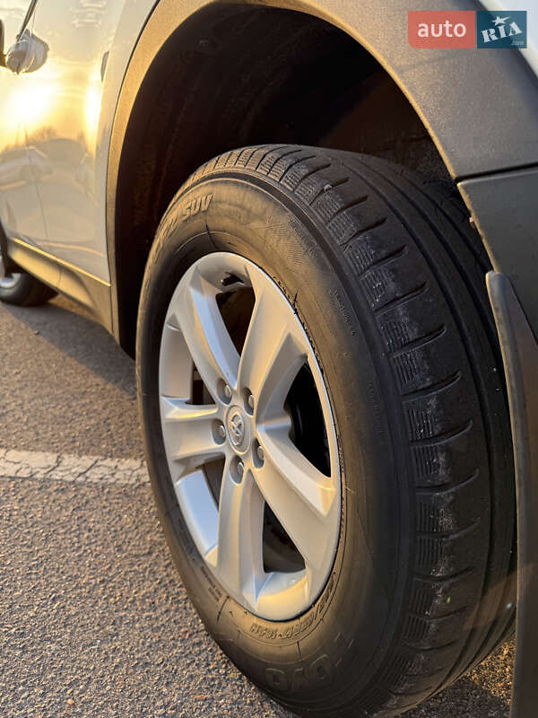 Внедорожник / Кроссовер Toyota RAV4 2013 в Полтаве фото 14 Внедорожник / Кроссовер Toyota RAV4 2013 в Полтаве