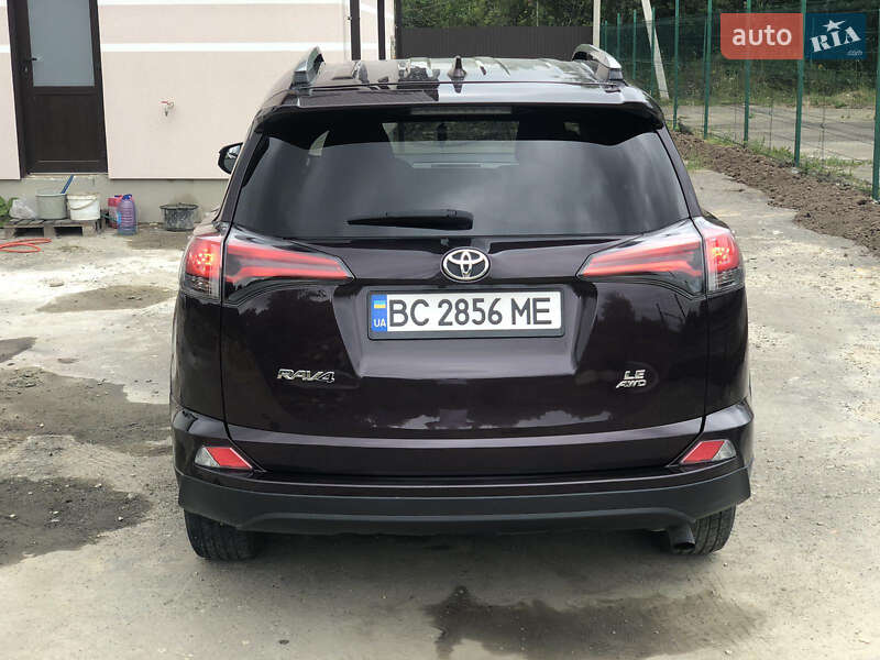Позашляховик / Кросовер Toyota RAV4 2016 в Старому Самборі
