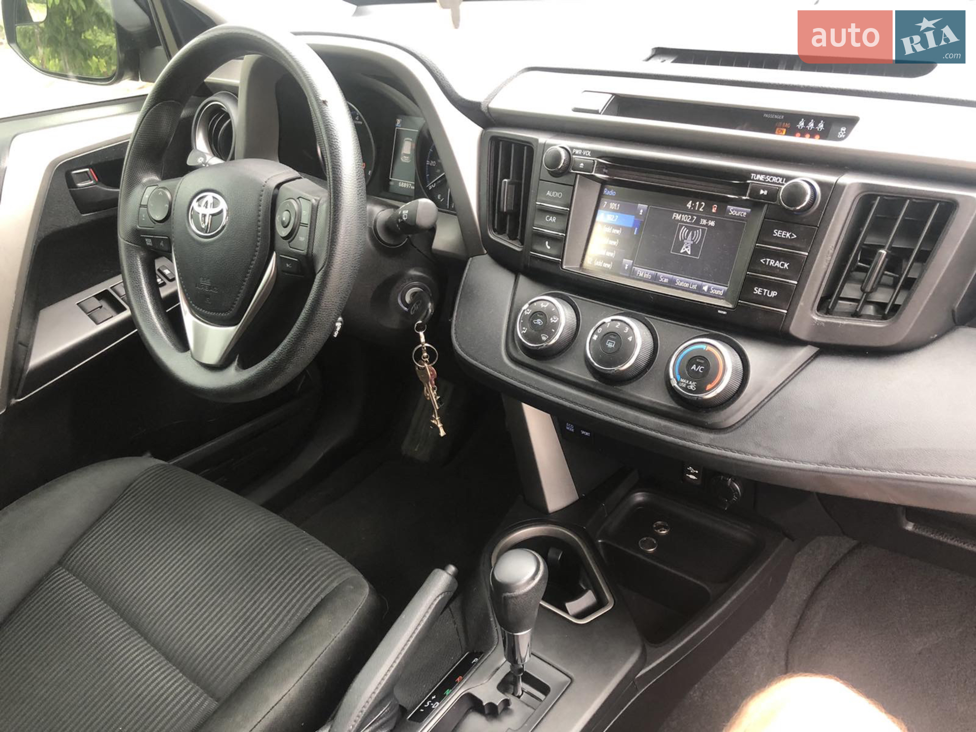 2016 Toyota RAV 4 - мініатюра 12