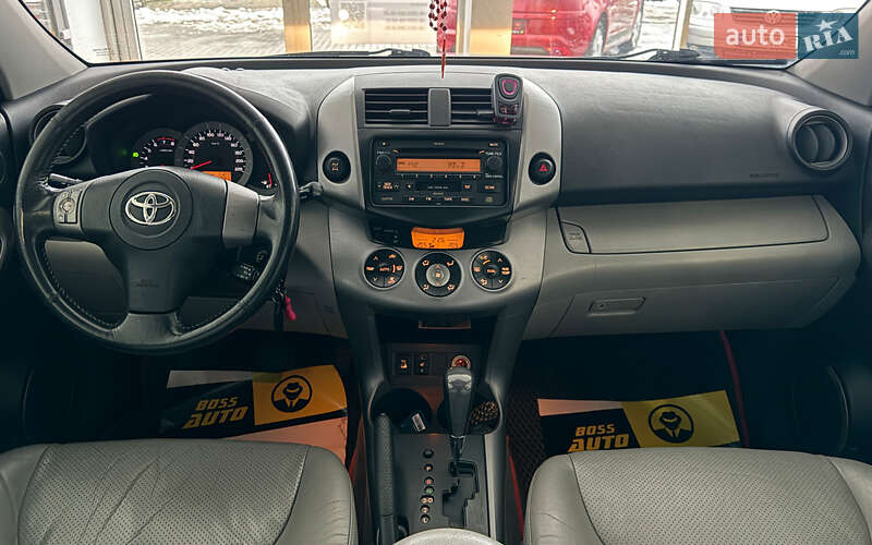 Внедорожник / Кроссовер Toyota RAV4 2007 в Шептицькому