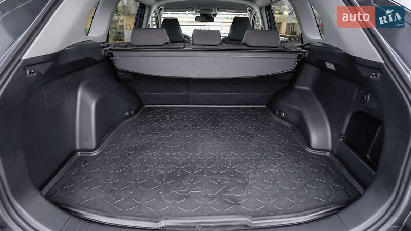 Внедорожник / Кроссовер Toyota RAV4 2021 в Львове