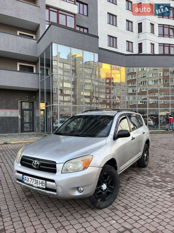 Toyota RAV4 2006