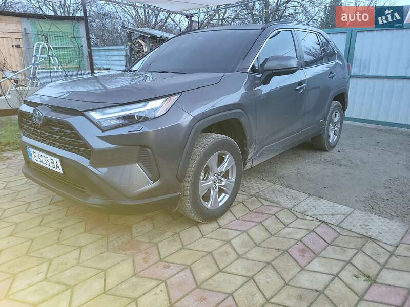 Позашляховик / Кросовер Toyota RAV4 2022 в Полтаві