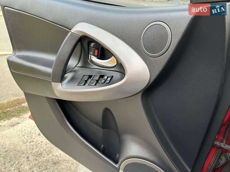 Позашляховик / Кросовер Toyota RAV4 2008 в Одесі