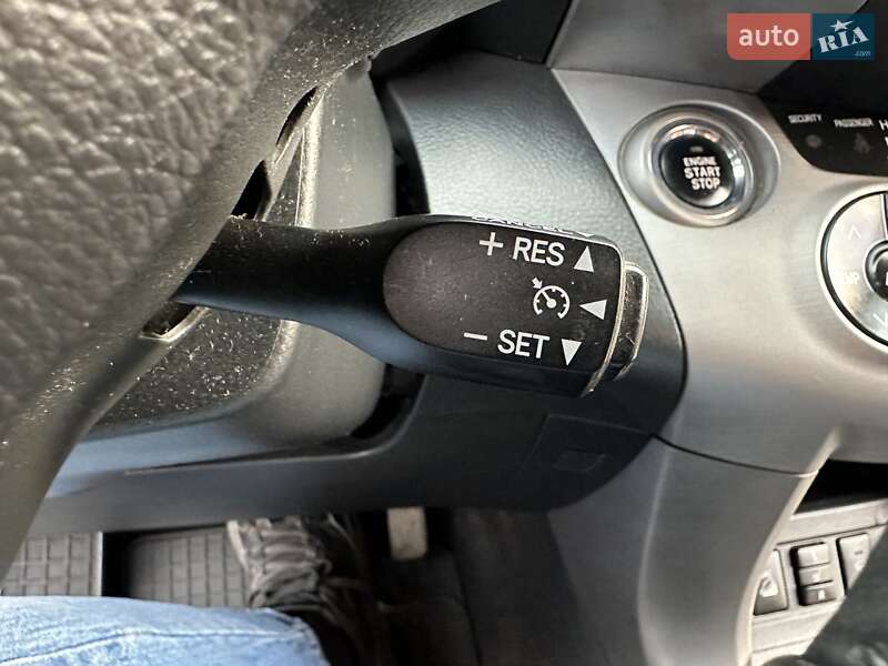 Позашляховик / Кросовер Toyota RAV4 2008 в Одесі