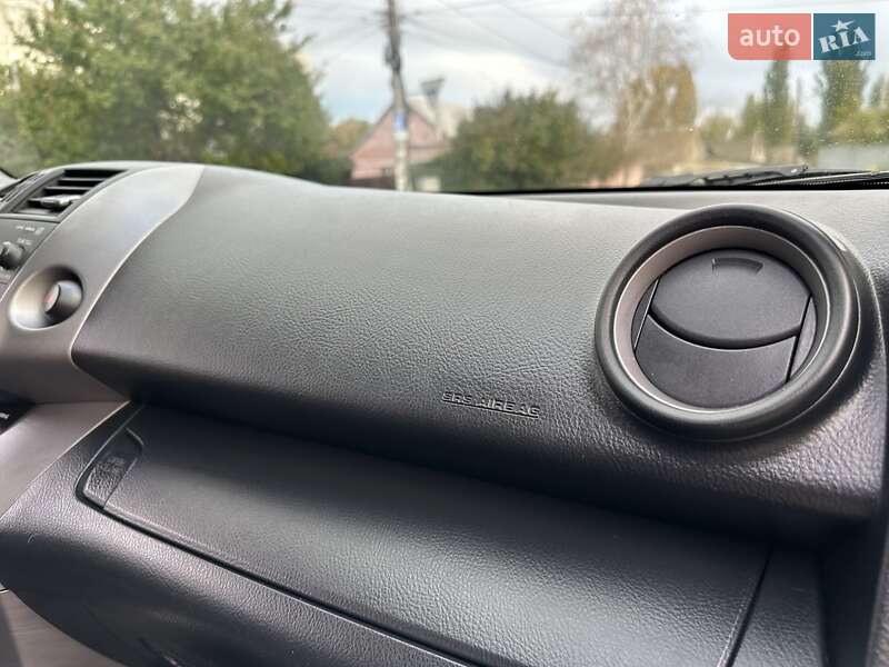 Позашляховик / Кросовер Toyota RAV4 2008 в Одесі