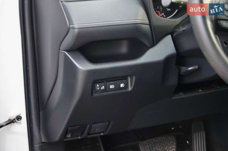 Внедорожник / Кроссовер Toyota RAV4 2022 в Киеве