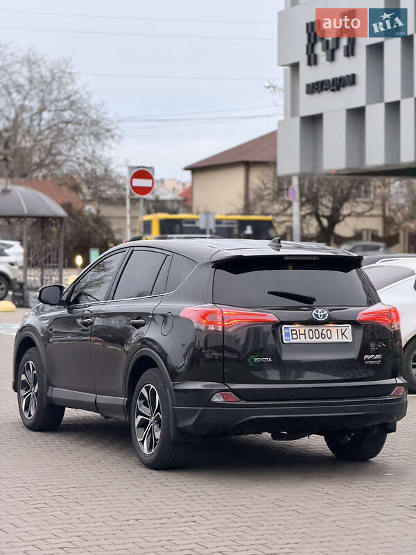 Внедорожник / Кроссовер Toyota RAV4 2016 в Одессе