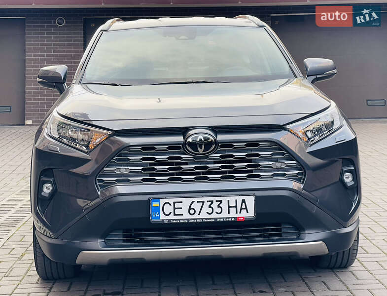 Внедорожник / Кроссовер Toyota RAV4 2022 в Черновцах