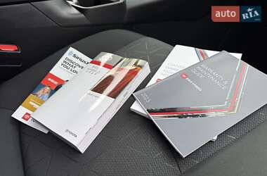 Внедорожник / Кроссовер Toyota RAV4 2023 в Львове