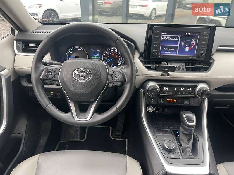 Внедорожник / Кроссовер Toyota RAV4 2022 в Киеве