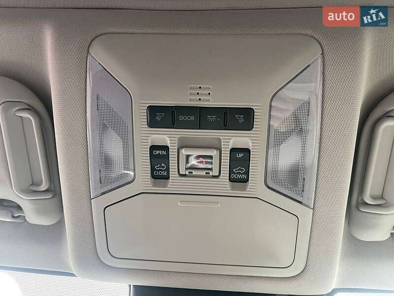 Внедорожник / Кроссовер Toyota RAV4 2022 в Киеве