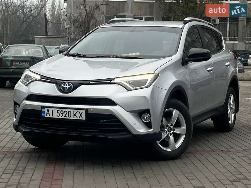 Внедорожник / Кроссовер Toyota RAV4 2015 в Днепре