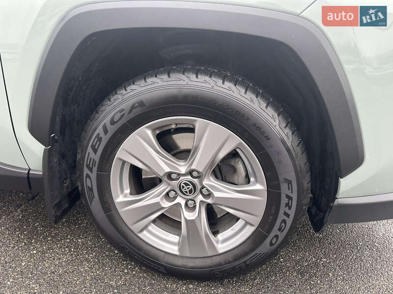 Позашляховик / Кросовер Toyota RAV4 2023 в Києві фото 14 Позашляховик / Кросовер Toyota RAV4 2023 в Києві