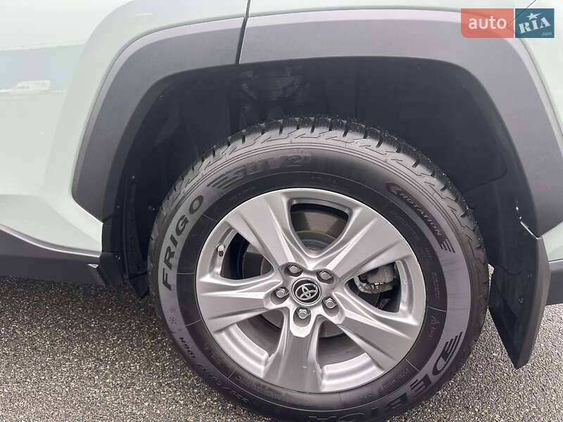 Позашляховик / Кросовер Toyota RAV4 2023 в Києві фото 41 Позашляховик / Кросовер Toyota RAV4 2023 в Києві