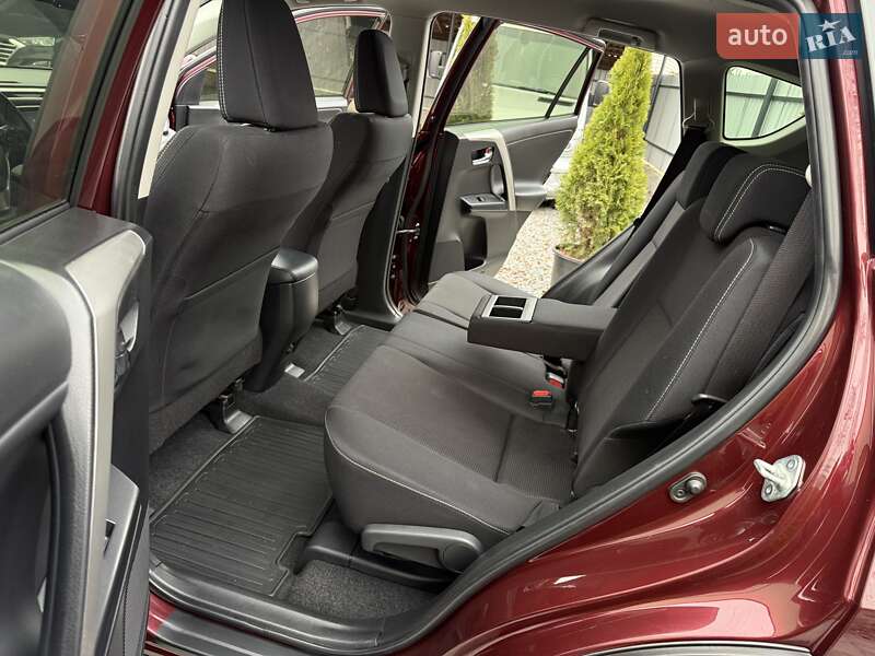 Внедорожник / Кроссовер Toyota RAV4 2017 в Виннице фото 43 Внедорожник / Кроссовер Toyota RAV4 2017 в Виннице