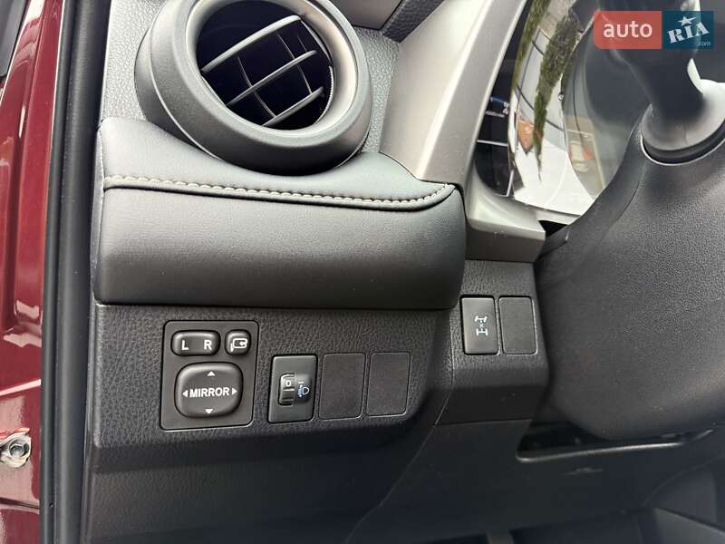 Внедорожник / Кроссовер Toyota RAV4 2017 в Виннице фото 45 Внедорожник / Кроссовер Toyota RAV4 2017 в Виннице