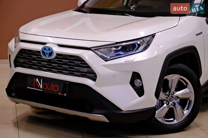 Позашляховик / Кросовер Toyota RAV4 2019 в Одесі