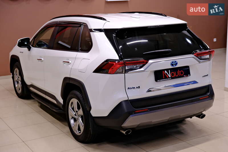 Позашляховик / Кросовер Toyota RAV4 2019 в Одесі