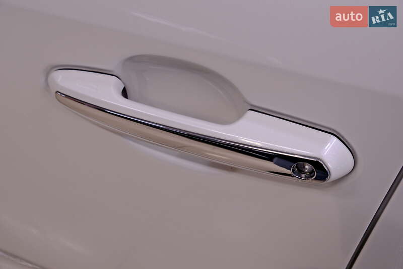 Позашляховик / Кросовер Toyota RAV4 2019 в Одесі