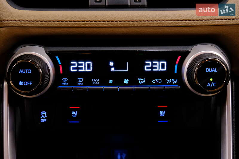 Позашляховик / Кросовер Toyota RAV4 2019 в Одесі