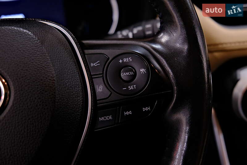 Позашляховик / Кросовер Toyota RAV4 2019 в Одесі