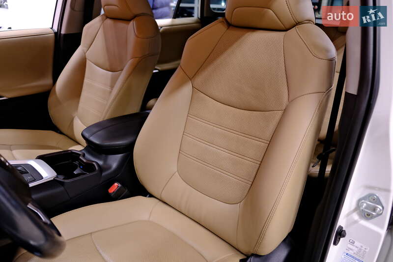 Позашляховик / Кросовер Toyota RAV4 2019 в Одесі