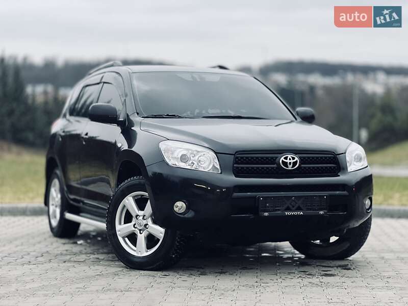 Внедорожник / Кроссовер Toyota RAV4 2008 в Тернополе