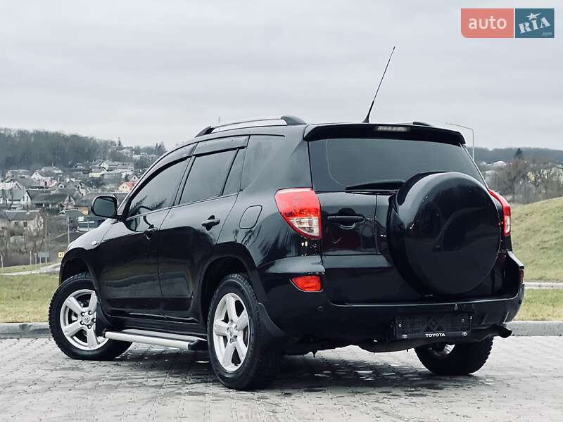 Внедорожник / Кроссовер Toyota RAV4 2008 в Тернополе