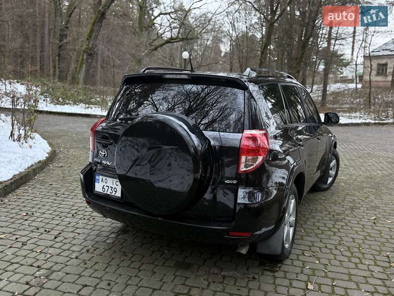 Позашляховик / Кросовер Toyota RAV4 2008 в Львові