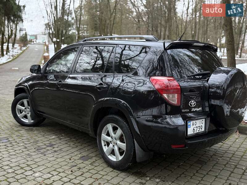 Позашляховик / Кросовер Toyota RAV4 2008 в Львові