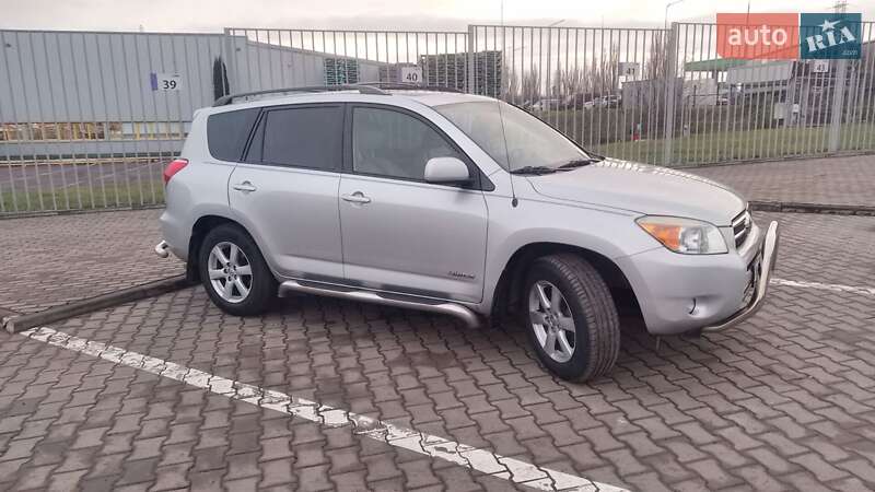 Позашляховик / Кросовер Toyota RAV4 2007 в Києві