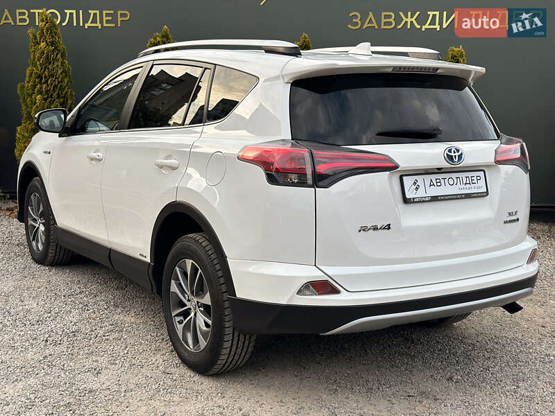 Внедорожник / Кроссовер Toyota RAV4 2016 в Одессе фото 17 Внедорожник / Кроссовер Toyota RAV4 2016 в Одессе