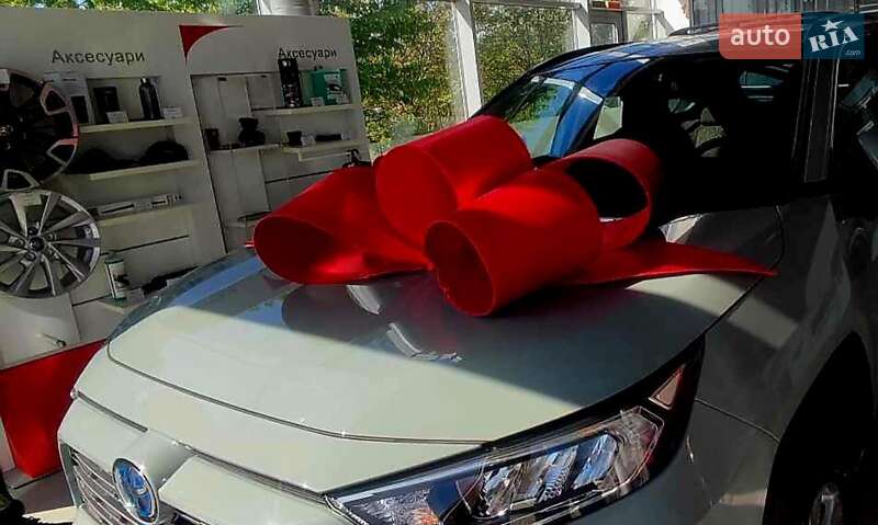 Внедорожник / Кроссовер Toyota RAV4 2023 в Ильинцах